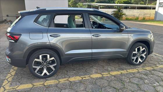 VOLKSWAGEN TAOS 1.4 250 TSI TOTAL FLEX HIGHLINE AUTOMÁTICO VOLKSWAGEN TAOS 1.4 250 TSI TOTAL FLEX HIGHLINE AUTOMÁTICO